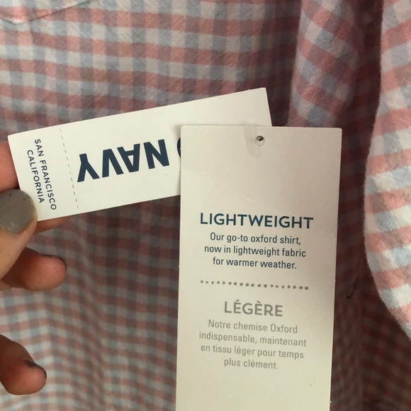 🎄Light Pink and blue men’s button up!🎄 - Picture 3 of 4